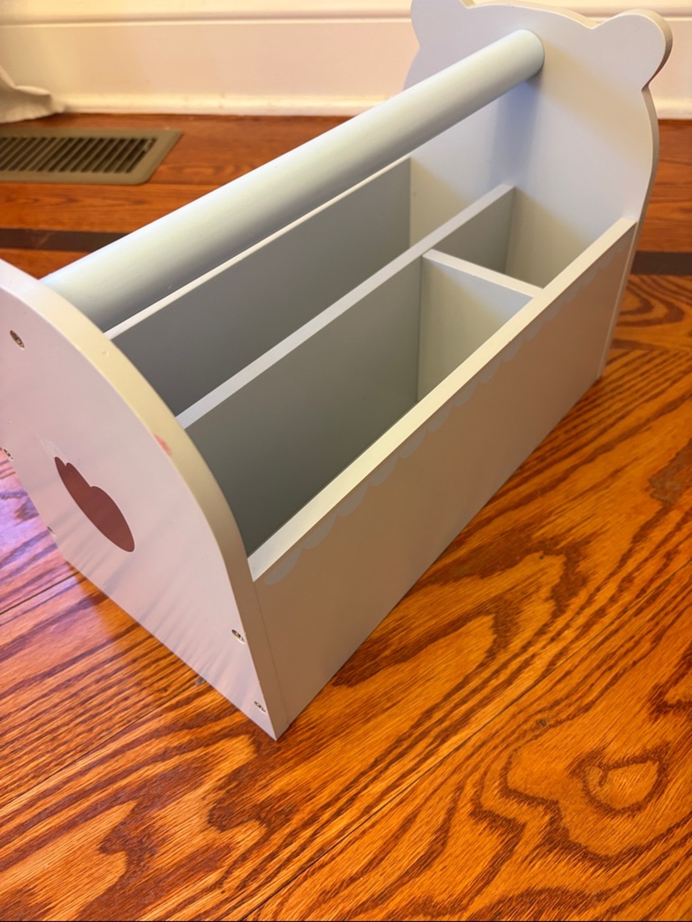 Wooden Bear Book Caddy in Light Gray - made by British Great Little Trading Co - Picture 4 of 6